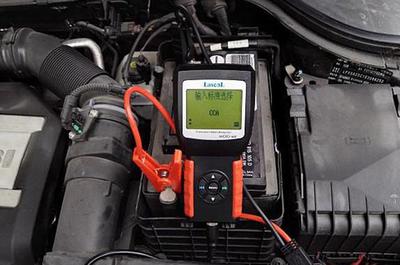 汽车电瓶亏电后的恢复方法与电瓶电力恢复仪的使用
